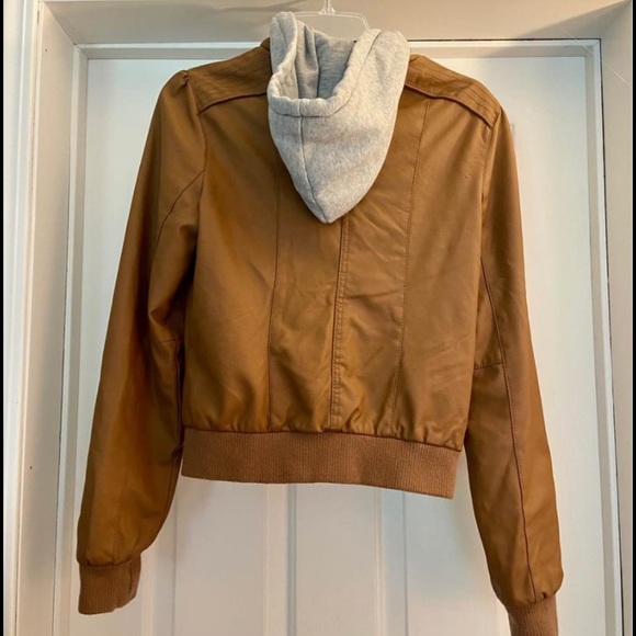 Large Rue21 Jacket - Picture 2 of 7